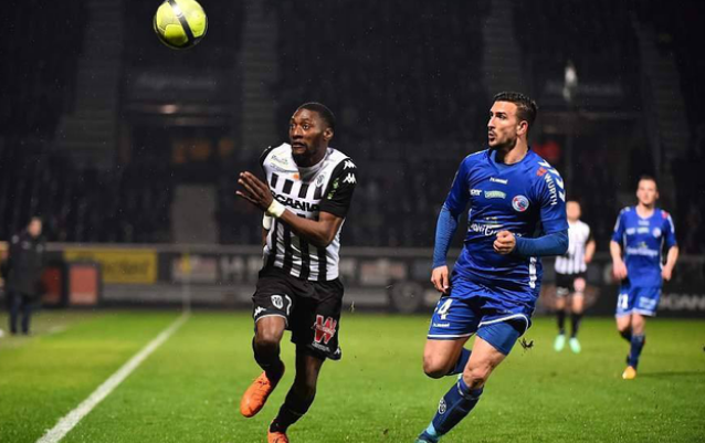 场上创造辉 场上创造辉